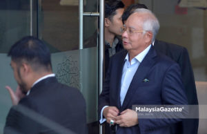 Bekas Perdana Menteri, Datuk Seri Najib Tun Razak hadir bagi membantu siasatan berhubung urusan 1MDB dan Firma Pelaburan Abu Dhabi International Petroleum Investment Company (IPIC) di Ibu Pejabat Suruhanjaya Pencegahan Rasuah Malaysia (SPRM), Putrajaya. foto IQBAL BASRI, 24 OKTOBER 2018