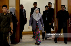 Timbalan Perdana Menteri, Datuk Seri Dr. Wan Azizah Wan Ismail hadir pada sidang media selepas selesai mempengerusikan Mesyuarat Jawatankuasa Pengurusan Bencana Pusat di Perdana Putra, Putrajaya. foto IQBAL BASRI, 30 OKTOBER 2018