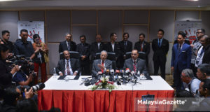 Perdana Menteri, Tun Dr. Mahathir Mohamad bercakap kepada media pada Persidangan Anti Rasuah 2018 dan Tadbir Urus Yang Baik dan Integriti bagi Pertumbuhan Ekonomi Mapam di Hotel Istana, Kuala Lumpur. foto SYAFIQ AMBAK, 30 OKTOBER 2018.