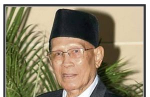 Tokoh agama, Tan Sri Hassan Azhari yang juga terkenal sebagai guru al-Quran, meninggal dunia di Hospital Kuala Lumpur (HKL) pukul 5.07 petang tadi.