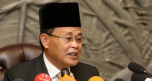 Kerajaan Johor tidak akan mengeluarkan permit untuk penganjuran pesta arak atau Oktoberfest di negeri itu. - MB, Osman Sapian