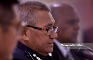 Polis Diraja Malaysia (PDRM) telah mengantung tugas tujuh pegawai dan anggotanya berhubung dakwaan seorang pelabur kehila­ngan wang tunai berjumlah RM7.9 juta, pada 8 Sept lepas.