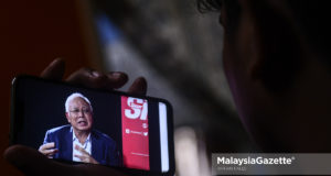 Datuk Seri Najib Tun Abdul Razak bercakap pada Wawancara Eksklusif Bersama Najib Razak anjuran Sinar Harian ketika tinjauan lensa Malaysia Gazette di Kuala Lumpur. foto AFFAN FAUZI, 22 NOVEMBER 2018