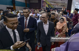 Anwar marah ditanya soal Pengerusi PKR Sarawak