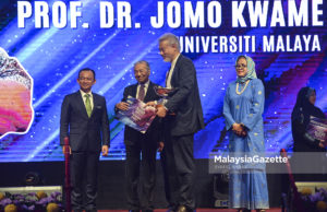 Tun M Hadir di Anugerah Akademik Negara Ke-12