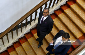 MCA perlu fikir masak-masak, jangan terburu-buru bubar BN – Saravanan