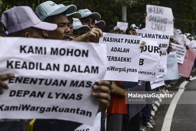 MGF11122018_PEKERJA LYNAS HANTAR MEMORANDUM_02