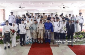 Bersanding beramai-ramai jadi kenangan seumur hidup Inspektor Nur Raifana bersanding