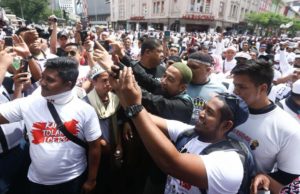 Ustaz Azhar Idrus turut sertai #Himpunan812