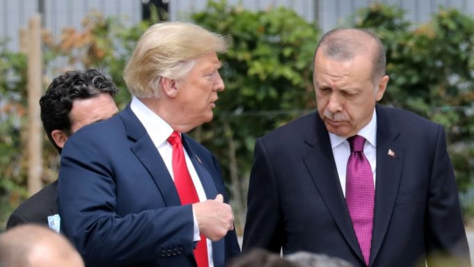 Presiden AS, Donald Trump dan Presiden Turki, Tayyip Erdogan.