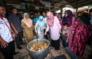 Dakwaan Tun M mahu BN menang, hanya cerita rekaan BN