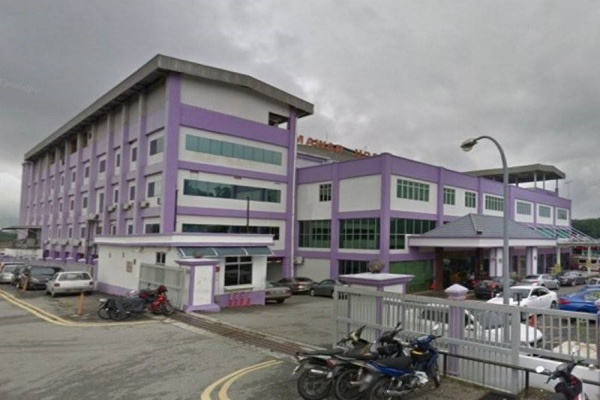 Pusat Hemodialisis Mawar (PHM) milik Mawar Medical Center (MMC) berkemungkinan akan memberhentikan operasinya di seluruh negara ekoran ketiadaan lesen dan masalah kekurangan dana yang serius dihadapinya, kata Pengerusi MMC Datin Chua Lay Ping.