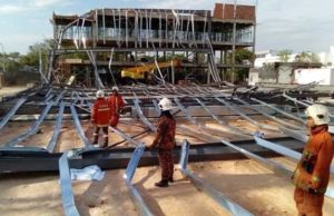 Dua maut, tiga cedera dihempap tiang, bumbung kilang dalam pembinaan