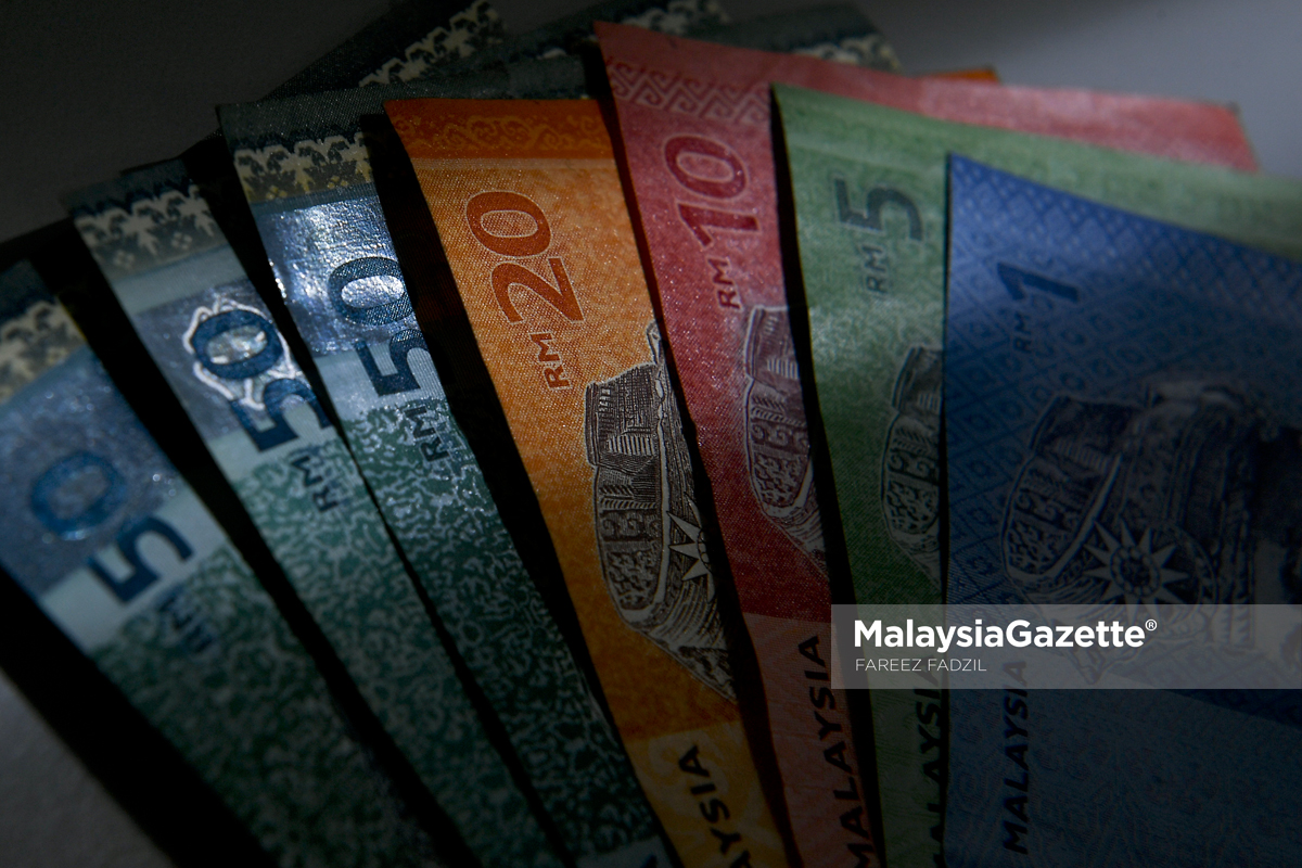 Ringgit Diramal Diniaga Dalam Jajaran Kecil