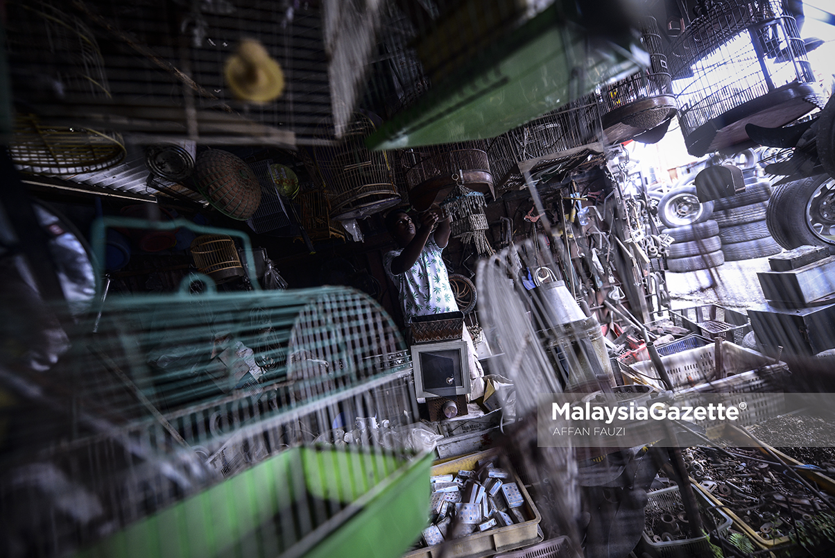 MGF16022019_PHOTO ESSAY SCRAP METAL TRADING AND SECONDHAND13