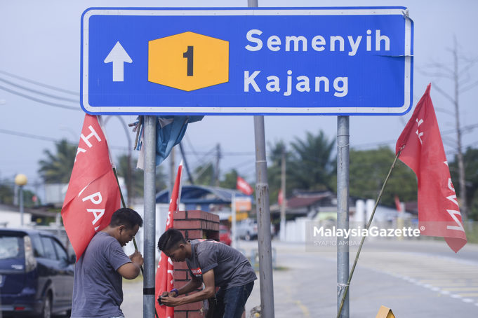 MGF18022019_MEMASANG BENDERA PH02