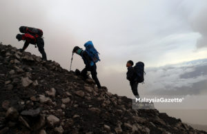 Pengalaman luar biasa mendaki gunung berapi