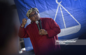 Dr Mahathir bersama DAP 100 kali lebih pelik berbanding Pas bersama BN