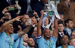 Piala Liga milik Manchester City