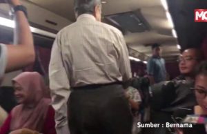 Tun Mahathir buat kejutan di TBS