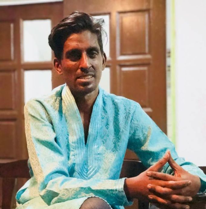 Ravi Shanker pengasas Asthana Arts