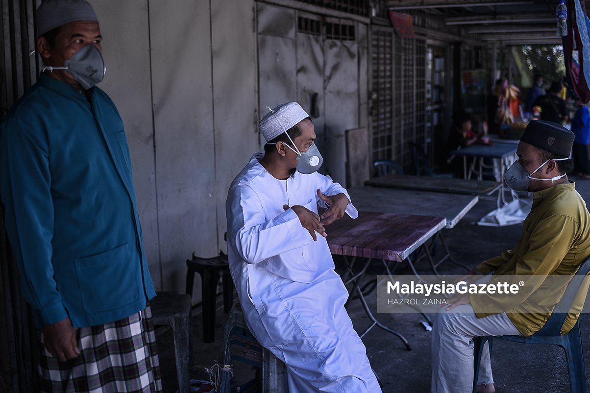 MGF15032019_ORANG PAKAI MASK03