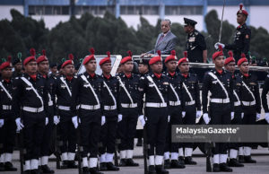 Tun M Hadir Sambutan Hari Polis Ke-212