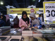 Masih ramai belum tebus baucar buku, tarikh akhir 31 Dis – Zambry