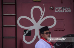 15 AJK, 500 ahli Bersatu Bahagian Kota Raja keluar parti