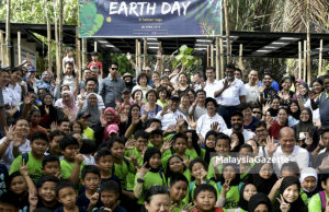Imbangi pembangunan fizikal, pelihara alam sekitar untuk jadi negara maju