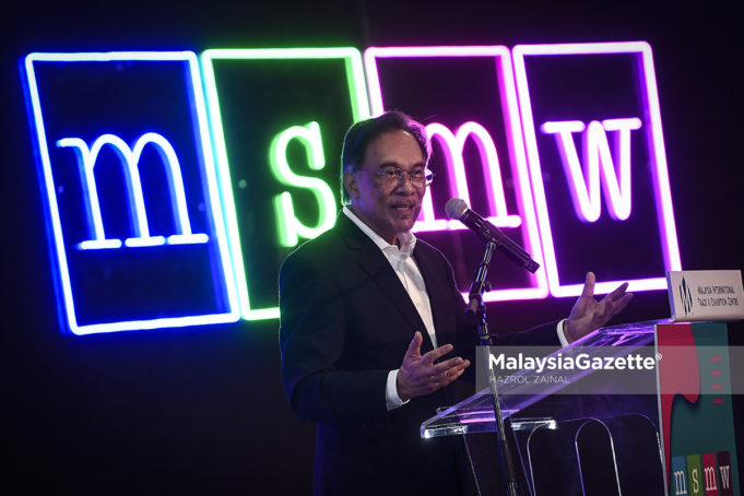 MGF25042019_ANWAR PENUTUP MSMW06