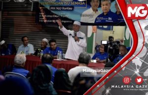 TERKINI : POLITIK SATE! Banyak Tukang Kipas dan Tukang Cucuk – Zahid Hamidi