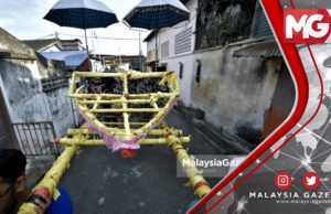 TERKINI : RANTAU, ‘TANDU’ Usung Pasangan Pengantin