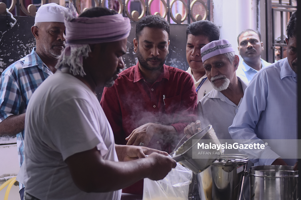 MGF12052019_PHOTO ESSAY BUBUR LAMBUK MASJID INDIA21