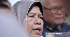 Menteri Perumahan dan Kerajaan Tempatan, Zuraida Kamaruddin.