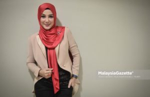 Erra Fazira second wife politician minister Ahmad Faizal Azumu Perak