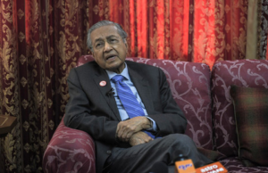 Malaysia bebas tolak budaya asing – Tun M