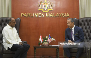 Muhyiddin Sambut Kunjungan Hormat Menteri Dalam Negeri Singapura