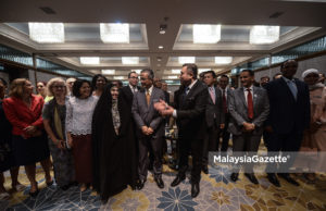 Anthony Loke Minum Petang Bersama Wakil-wakil Duta di Malaysia