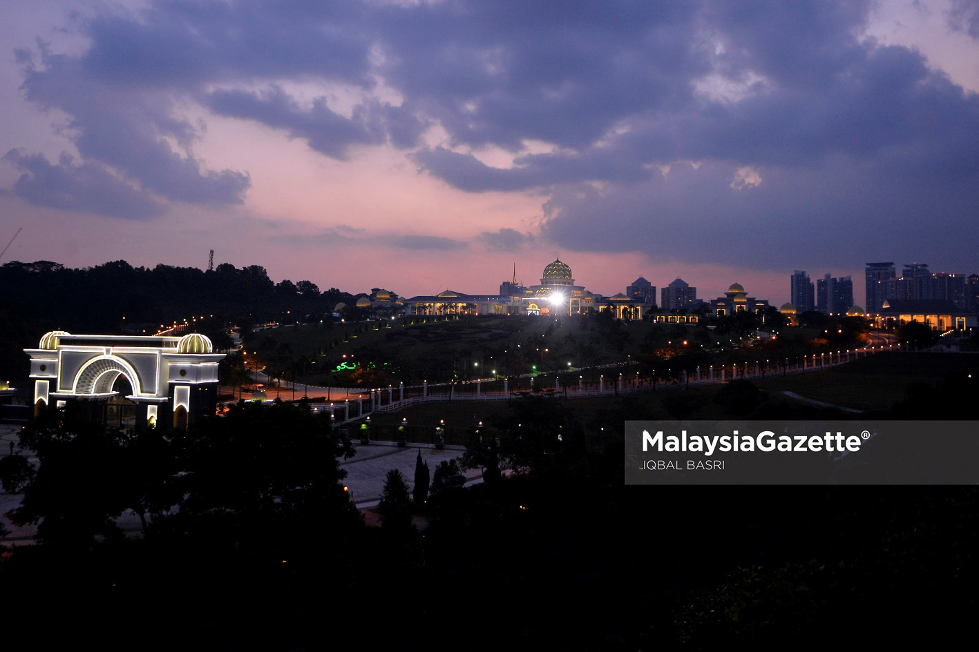 MGF29072019_Human Interest Istana_02