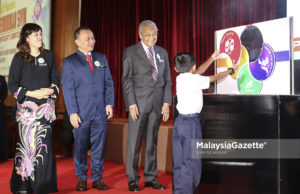 Tun M Lancar Pendidikan Sivik Peringkat Kebangsaan