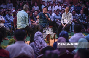 Tanggapan kerajaan sepenggal, Anwar nasihat pemimpin letak jawatan