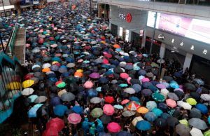 Universiti Singapura larang penuntut ke Hong Kong