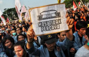 Menilai Kebijakan Politik Mahasiswa Indonesia