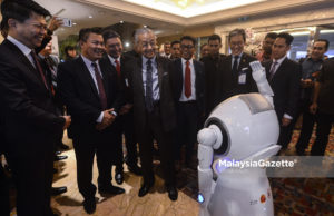 Tun M Hadir Persidangasn LAWASIA Konstitusi dan Undang-Undang