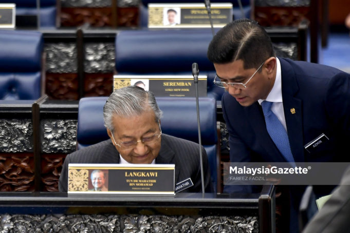 MGF07102019_SIDANG PARLIMEN_03