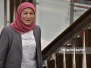 Saman fitnah bekas menteri berakhir, penulis blog mohon maaf