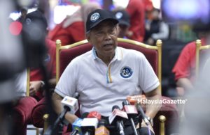 KDN rampas 2,000 komik propaganda – Muhyiddin