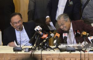 PM nafi beri jawatan pada Azmin, Anwar ucap terima kasih