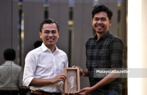 Ahli Parlimen Lembah Pantai Ramah Mesra Bersama Pengamal Media